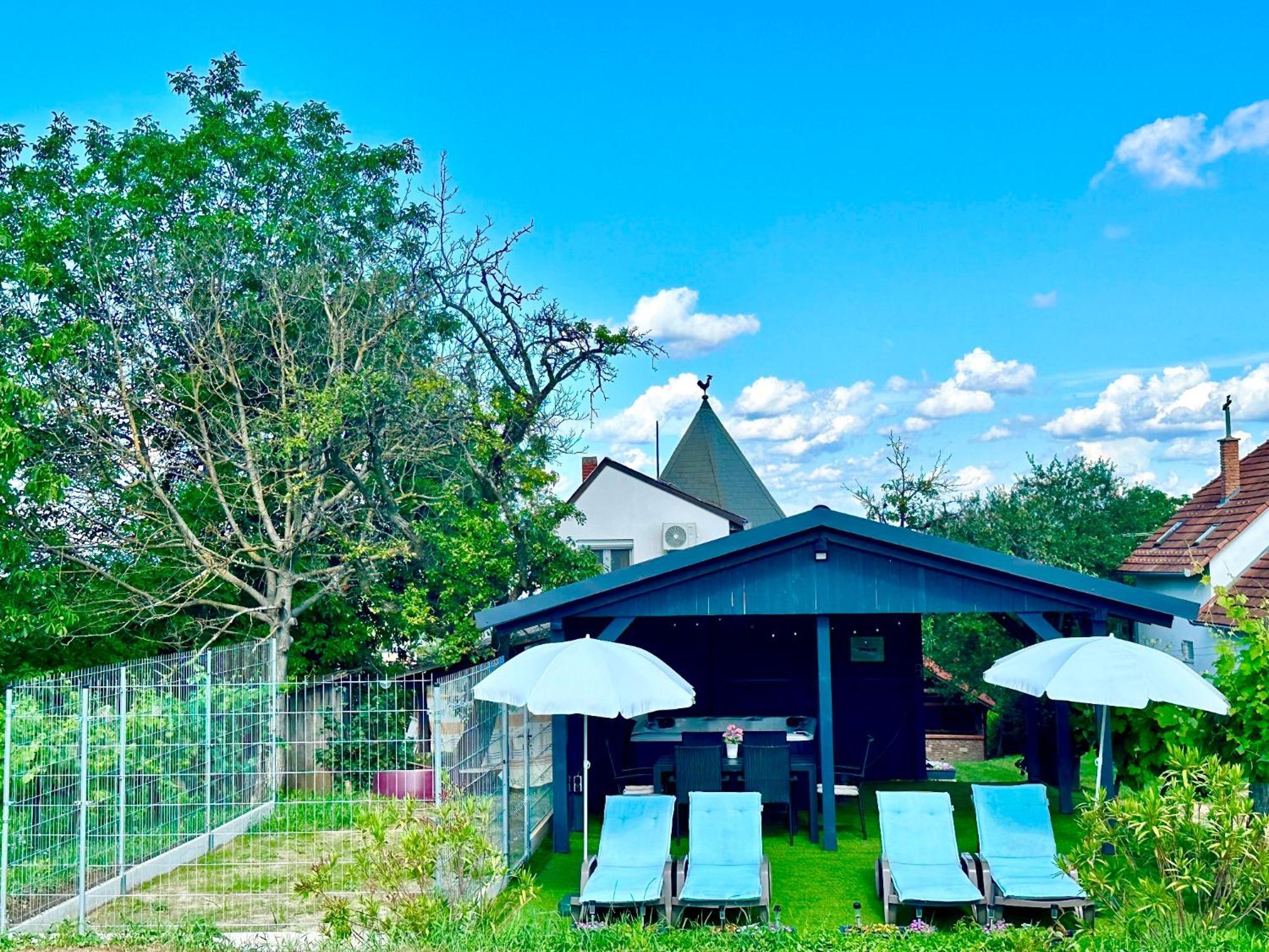 Szent Orban Panzio - Kutyabarat Apartmanok Zalakaros Buitenkant foto
