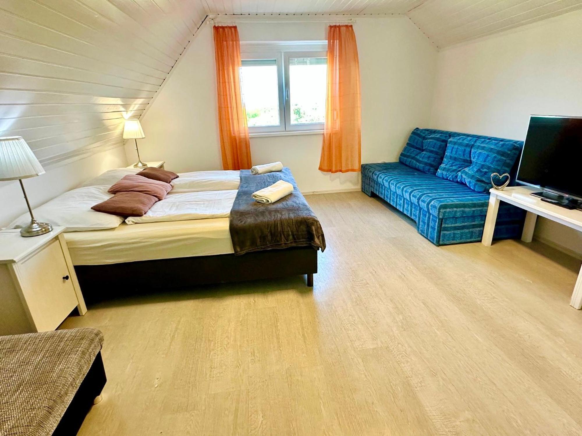 Szent Orban Panzio - Kutyabarat Apartmanok Zalakaros Buitenkant foto